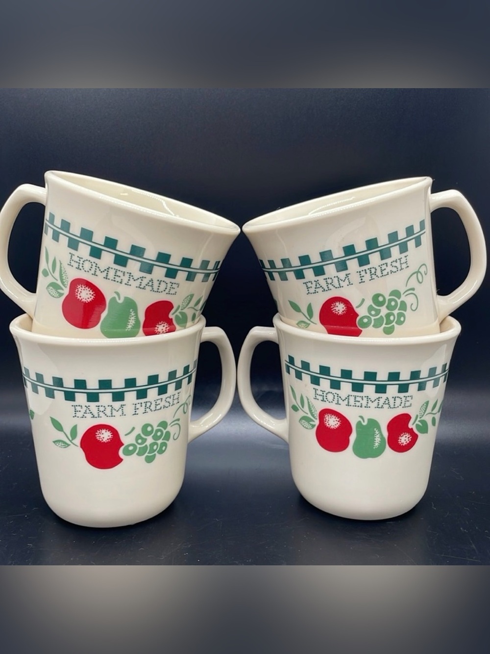 Vintage Corning Corelle Farm Fresh apple pear Cups Mugs Set of 4